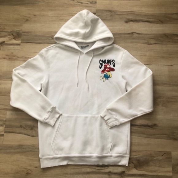 Smurf’s White Hoodie - Picture 2 of 7